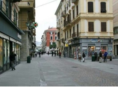 Foto Negozio in corso cavour, La Spezia Centro Storico in affitto