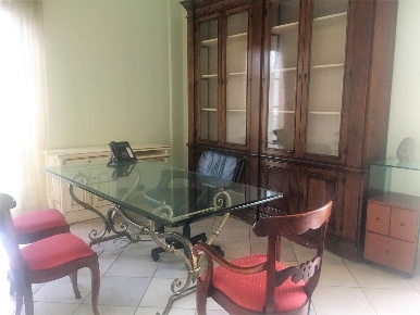 Foto Ufficio in Porcari, Porcari Centro di 65 m² con 1 locali in vendita