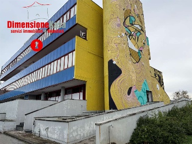 Foto Ufficio in CIS, Nola Cis di 90 m² con 2 locali in vendita