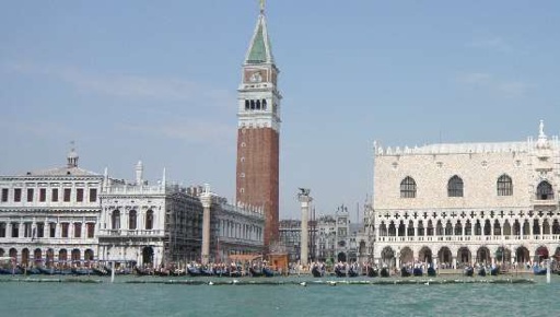 Foto Negozio in San Marco, Venezia San Marco di 110 m² con 6 locali