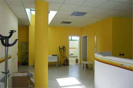 Foto Ufficio in Porcari, Porcari di 265 m² con 4 locali in vendita