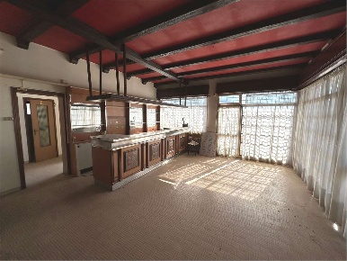 Foto Negozio in Località Borgonuovo, Porcia Borgonuovo di 179 m² in vendita