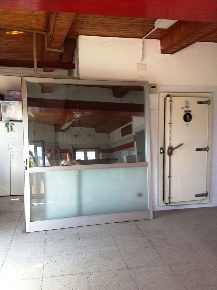 Foto Negozio in via della chiusa, Capannori di 70 m² con 1 locali