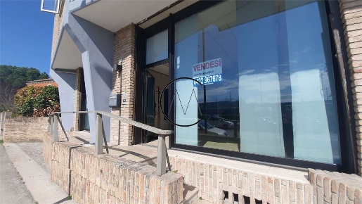 Foto Negozio in via orleans 4a, Treviso Eden - Tribunale di 220 m²