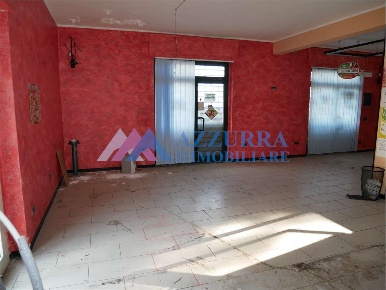 Foto Negozio a Vasto di 85 m² con 3 locali in vendita