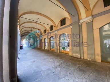 Foto Ufficio in Via Ravizza 10, Novara Centro Storico di 100 m² in affitto