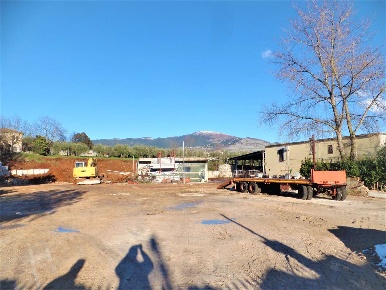 Foto Magazzino in Via Canale, Alatri Tecchiena di 150 m² con 1 locali