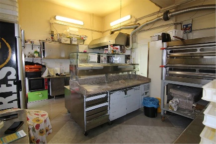 Foto Attività commerciale in Via Toschi, Castellarano Centro di 80 m²