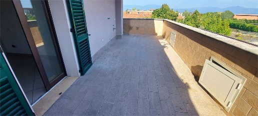 Foto Ufficio a Quarrata di 95 m² con 4 locali in vendita