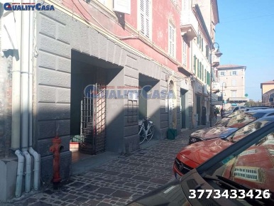 Foto Negozio a Chiaravalle di 75 m² con 1 locali in affitto