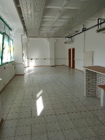 Foto Ufficio in via degli Ariigiani, Bolzano Piani di 160 m² con 1 locali