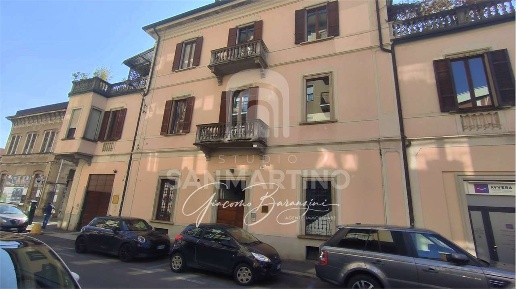 Foto Ufficio in Via Rainoldi 10, Varese Centro di 70 m² con 3 locali