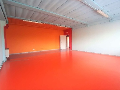 Foto Ufficio a Lucca di 250 m² con 5 locali in affitto