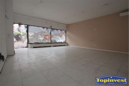 Foto Ufficio a Lana di 113 m² con 3 locali in vendita