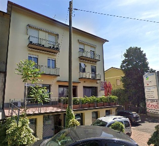Foto Negozio a Reggio nell'Emilia di 72 m² con 2 locali in vendita