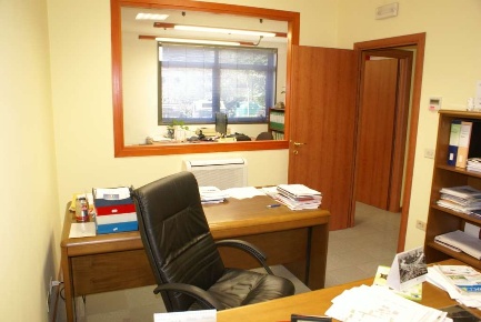 Foto Negozio a Martellago di 120 m² con 4 locali in vendita