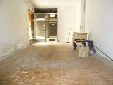 Foto Negozio in piazza Battisti 2, Dovadola di 40 m² con 1 locali