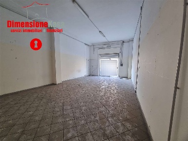 Foto Negozio in 174 SS7bis, Casamarciano Schiava di 60 m² con 2 locali