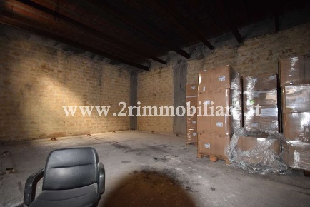 Foto Magazzino in via val di mazara, Mazara del Vallo di 280 m² in vendita