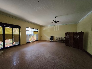 Foto Negozio in Via Mirasole 21, Olgiate Molgora Canova San Zeno di 138 m²