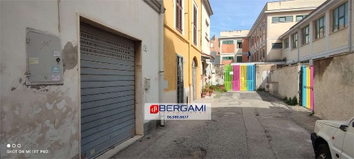 Foto Negozio in Vicolo Sangallo 11/13, Nettuno Centro di 40 m² con 2 locali