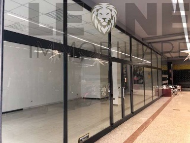 Foto Negozio a Vignola di 65 m² con 1 locali in affitto