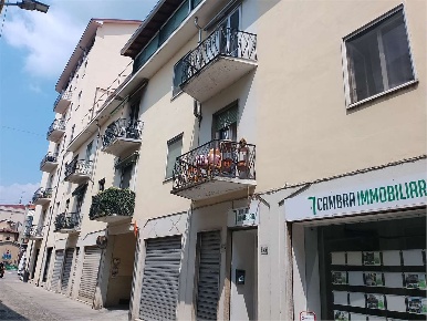 Foto Negozio a Cameri di 40 m² con 1 locali in vendita
