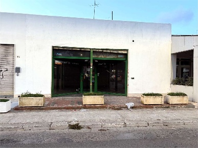 Foto Negozio in Via P. Togliatti 110, Brindisi Santa Chiara - Sant'Angelo