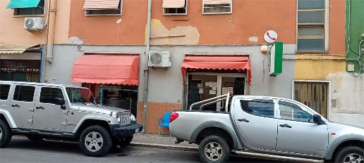 Foto Negozio a Latina di 90 m² con 3 locali in vendita