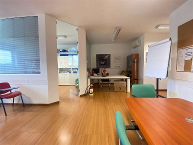 Foto Ufficio in Via Della Madonna Alta 112, Perugia Madonna Alta - Prepo