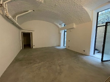 Foto Magazzino a Milano di 50 m² con 1 locali in affitto