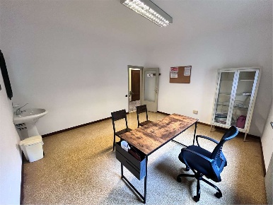 Foto Ufficio a Montecchio Emilia di 25 m² con 1 locali in affitto