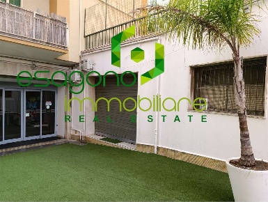 Foto Negozio a Siracusa di 250 m² con 1 locali in vendita
