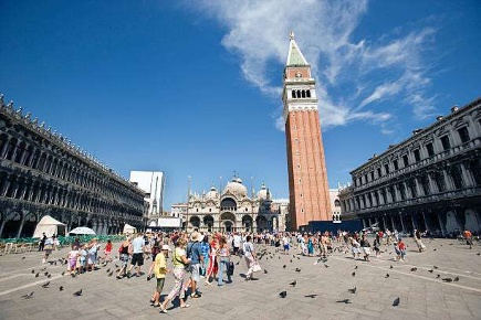 Foto Negozio in Piazza San marco, Venezia San Marco di 260 m² con 13 locali
