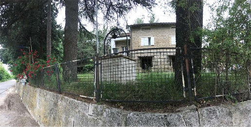 Foto Negozio in Frazione San Presto, Assisi di 507 m² con 20 locali