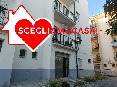 Foto Magazzino a Catanzaro di 39 m² con 1 locali in vendita