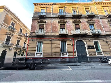 Foto Ufficio in via Umberto 145, Catania XX Settembre - Tribunale di 248 m²
