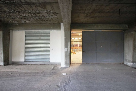 Foto Negozio in Via Vampolieri, Aci Castello Centro di 70 m² con 1 locali