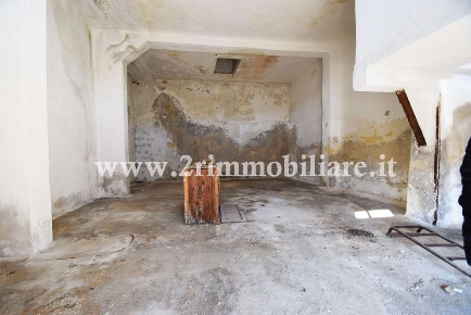 Foto Magazzino a Mazara del Vallo di 80 m² con 1 locali in affitto