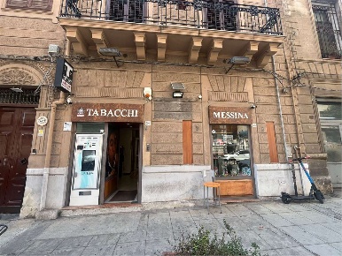 Foto Attività commerciale in Via Borrelli 34, Palermo di 80 m² con 2 locali
