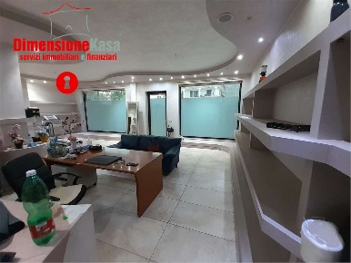 Foto Negozio in Via Polvica, Nola Polvica di 80 m² con 2 locali in affitto