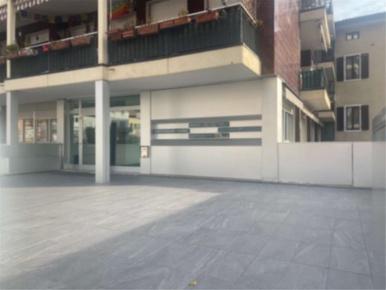 Foto Ufficio in Via Tacchi 10, Rovereto Centro Sud di 50 m² con 1 locali