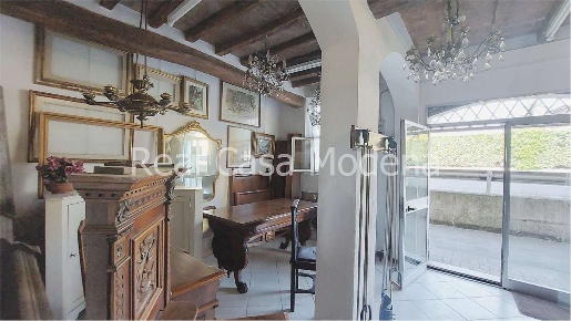 Foto Ufficio in Via Giardini 1011, Modena Villaggio Zeta di 60 m²