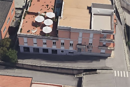 Foto Magazzino a Ancona di 630 m² con 2 locali in vendita
