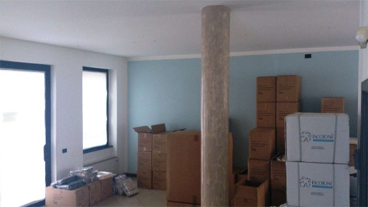 Foto Negozio in lunata, Capannori Lammari - Lunata di 180 m² con 4 locali