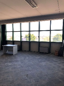 Foto Ufficio a Susegana di 200 m² con 4 locali in affitto