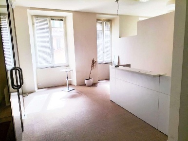 Foto Ufficio in via giacomo matteotti, Ancona Cardeto di 168 m² in affitto