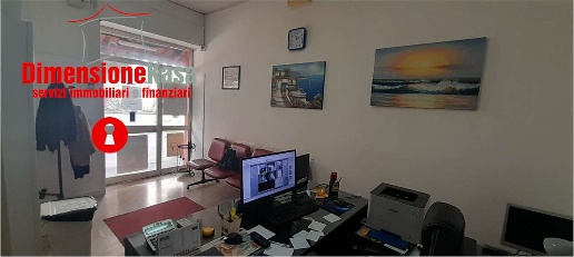 Foto Ufficio a Nola di 76 m² con 3 locali in vendita