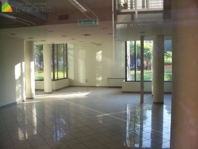 Foto Ufficio a Sassuolo di 110 m² con 1 locali in vendita