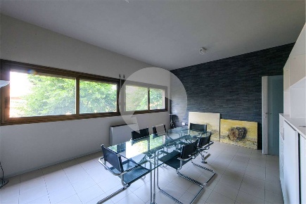 Foto Ufficio in Via Lombardia 7, Reggio nell'Emilia di 109 m² con 4 locali